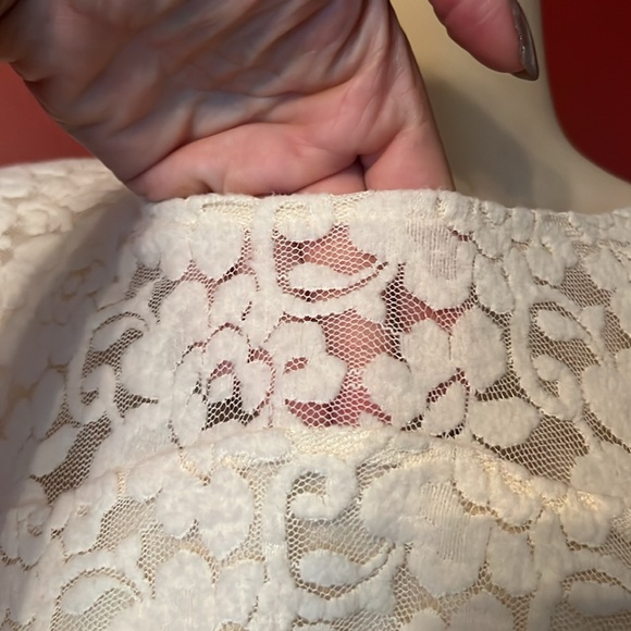 BNWOT Maurices classy off white lined floral top - Picture 6 of 15